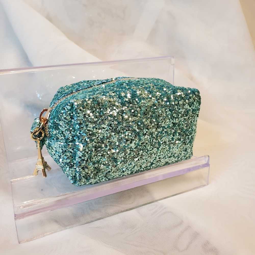 🧚‍♀️TWO FACED GLITTERY GREEN COSMETIC POUCH   BRAND NEW